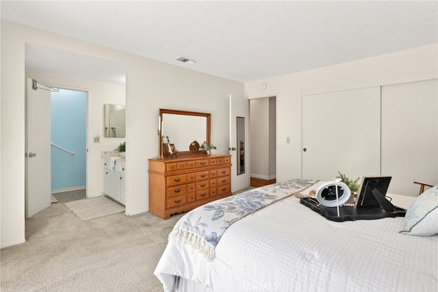 922 S Eureka, Redlands, CA 92373