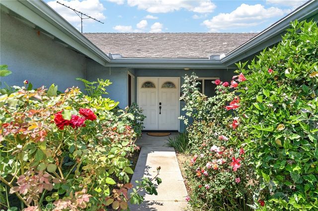 922 S Eureka, Redlands, CA 92373