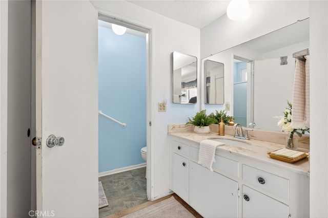 922 S Eureka, Redlands, CA 92373