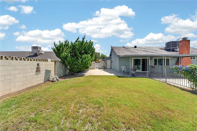 922 S Eureka, Redlands, CA 92373