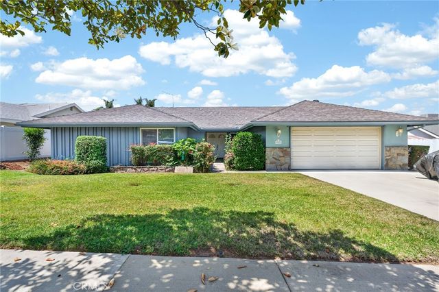 922 S Eureka, Redlands, CA 92373