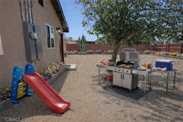 38527 Pond, Palmdale, CA 93550