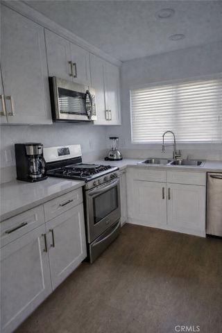 38527 Pond, Palmdale, CA 93550