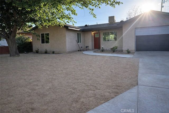 38527 Pond, Palmdale, CA 93550