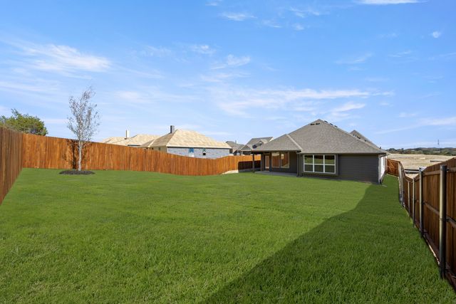 541 Waterford Park Boulevard, Weatherford, TX 76087