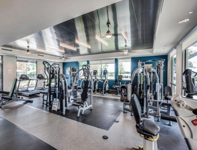 200 Sleepy Willow Lane, Mckinney, TX 75071