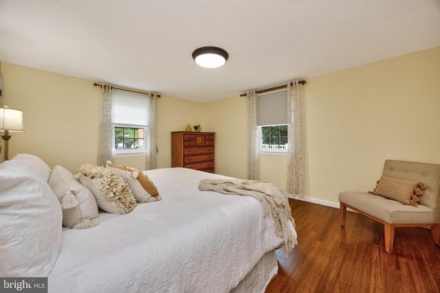 330 HUFFMAN DR, Exton, PA 19341