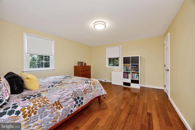 330 HUFFMAN DR, Exton, PA 19341