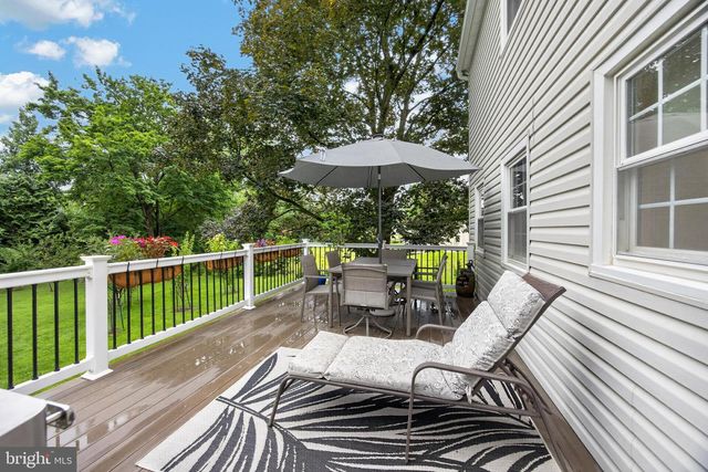 330 HUFFMAN DR, Exton, PA 19341