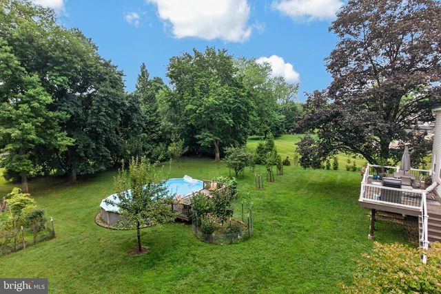 330 HUFFMAN DR, Exton, PA 19341