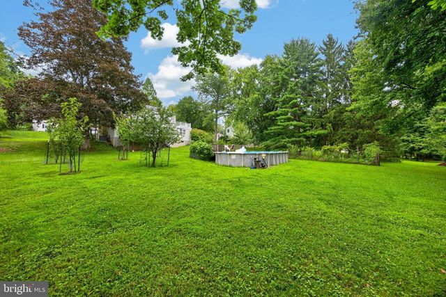 330 HUFFMAN DR, Exton, PA 19341