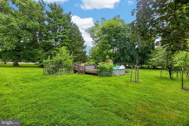 330 HUFFMAN DR, Exton, PA 19341