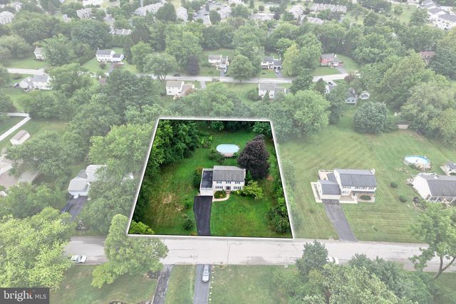 330 HUFFMAN DR, Exton, PA 19341
