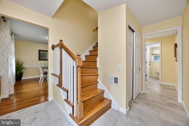 330 HUFFMAN DR, Exton, PA 19341