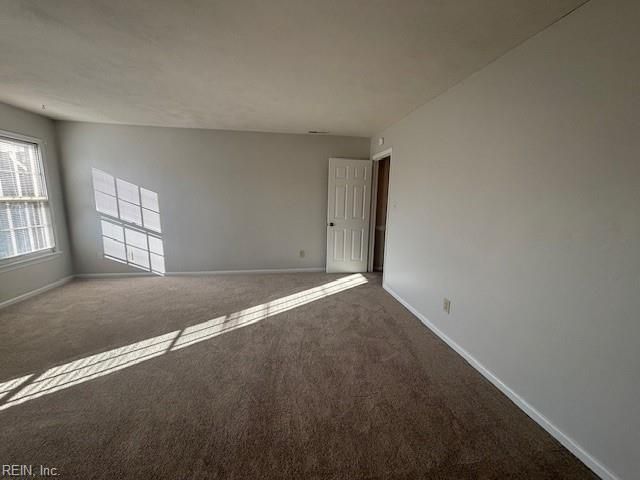 1041 Tottenham LN, Virginia Beach, VA 23454