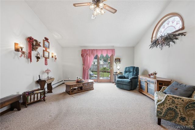 125 Brookside Terrace West, Tonawanda, NY 14150