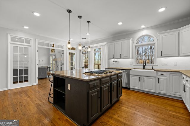 375 Woodcreek Lane, Fayetteville, GA 30215