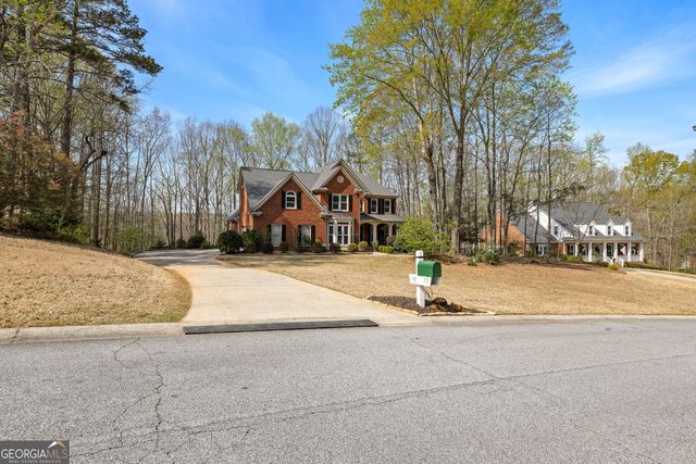 375 Woodcreek Lane, Fayetteville, GA 30215