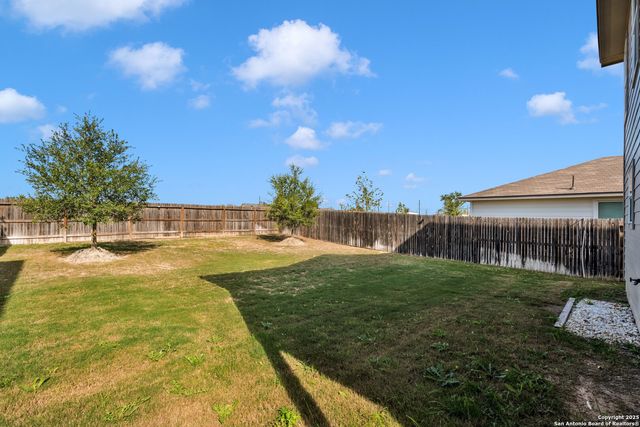 15668 Crimson Topaz, San Antonio, TX 78253