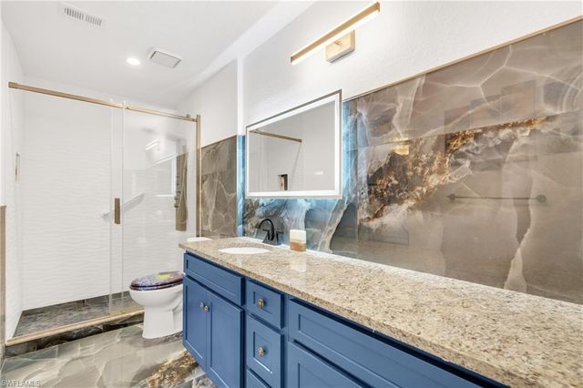 6511 Royal Woods DR, Fort Myers, FL 33908