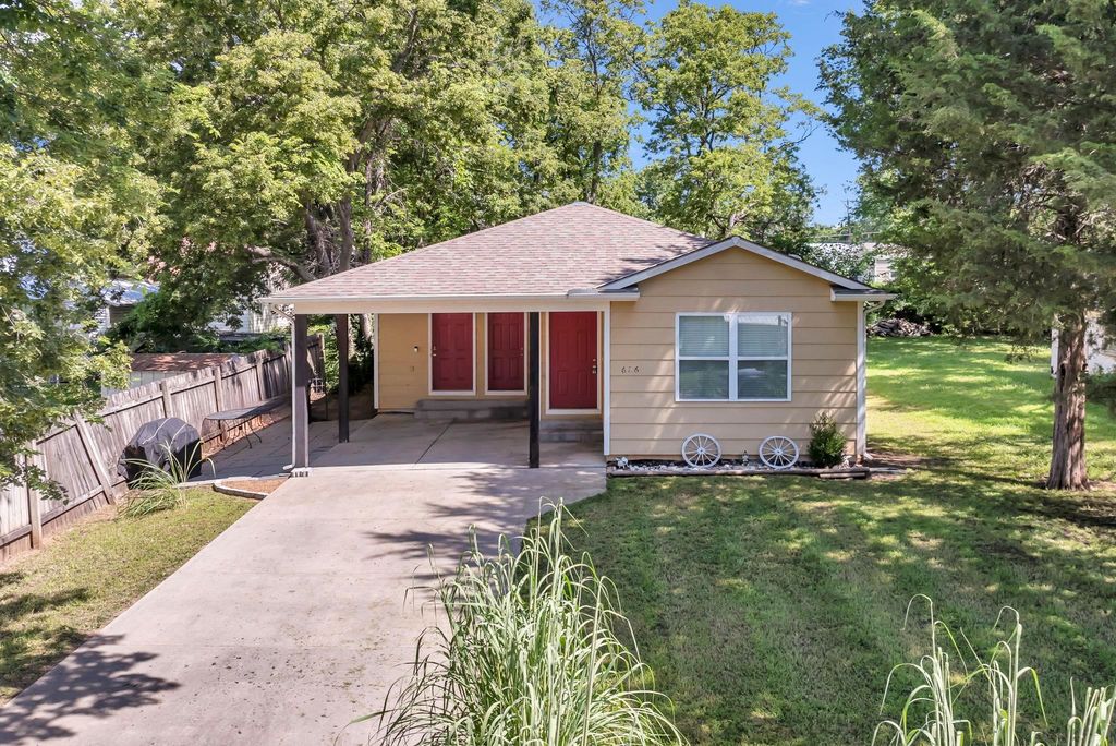 626 Park Ave, El Dorado, KS 67042