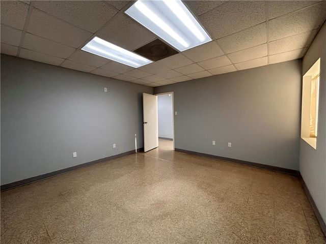 607 Railroad Dr, Portland, TX 78374