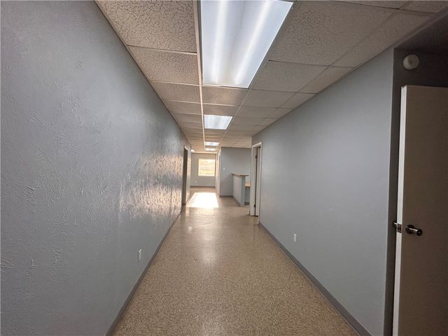 607 Railroad Dr, Portland, TX 78374