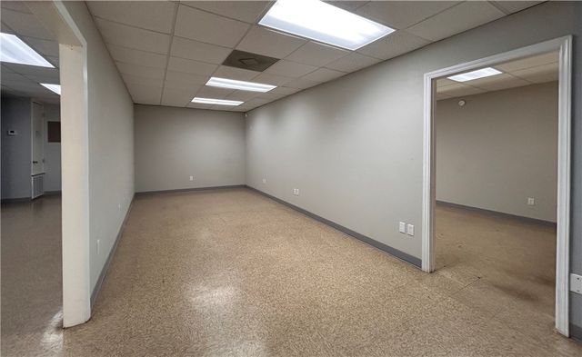 607 Railroad Dr, Portland, TX 78374