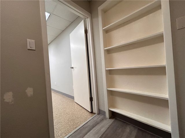 607 Railroad Dr, Portland, TX 78374