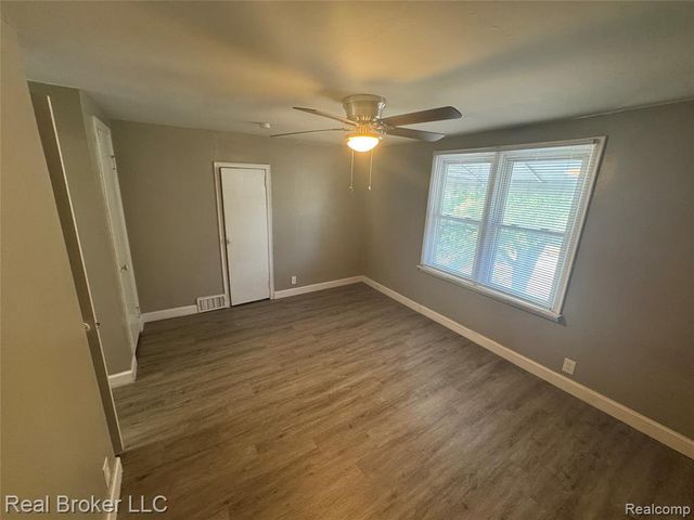 465 S Marshall Street, Pontiac, MI 48342