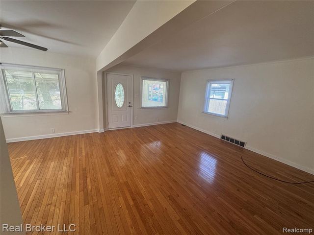 465 S Marshall Street, Pontiac, MI 48342