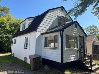 465 S Marshall Street, Pontiac, MI 48342