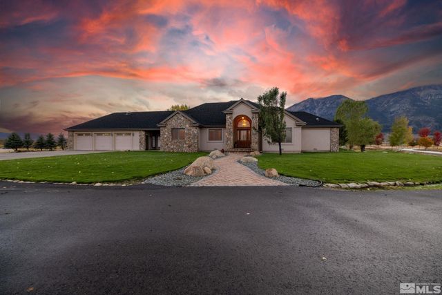 615 W Fork Vista Lane, Gardnerville, NV 89460