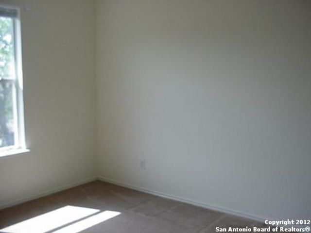 8912 SCARLET CRK, Universal City, TX 78148