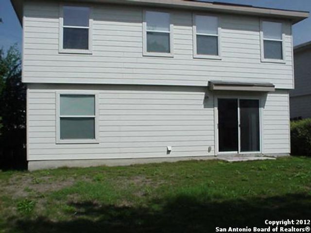 8912 SCARLET CRK, Universal City, TX 78148