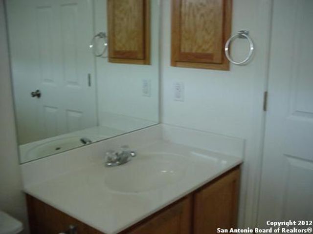 8912 SCARLET CRK, Universal City, TX 78148
