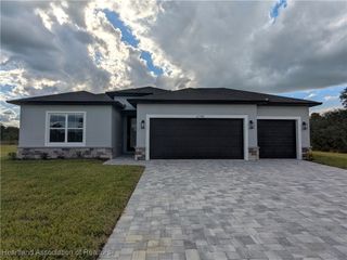 6748 Coconut Grove Drive 16, Sebring, FL 33872