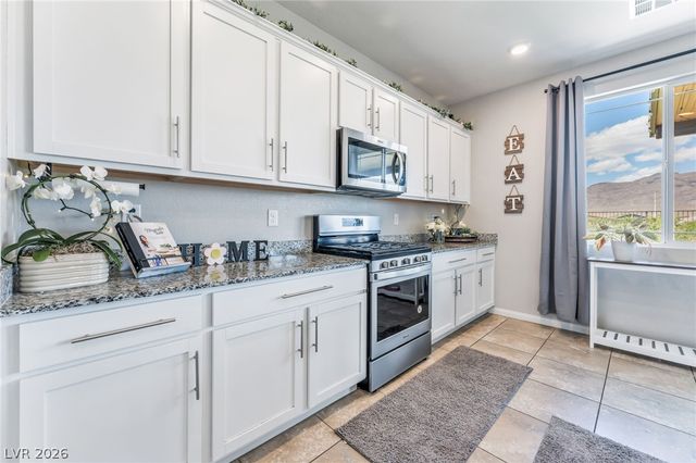 4418 Solitude Falls Avenue, North Las Vegas, NV 89084