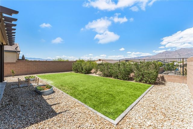 4418 Solitude Falls Avenue, North Las Vegas, NV 89084