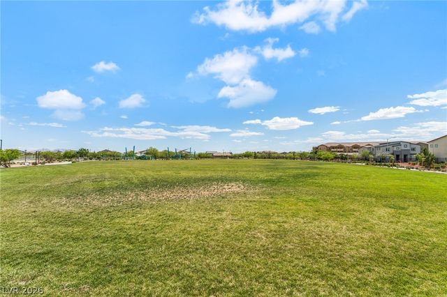 4418 Solitude Falls Avenue, North Las Vegas, NV 89084