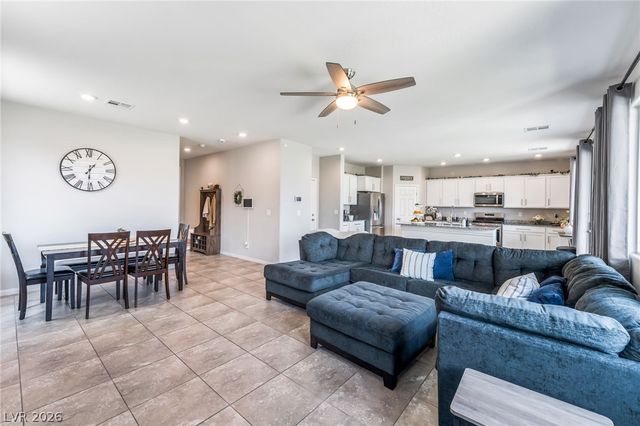 4418 Solitude Falls Avenue, North Las Vegas, NV 89084