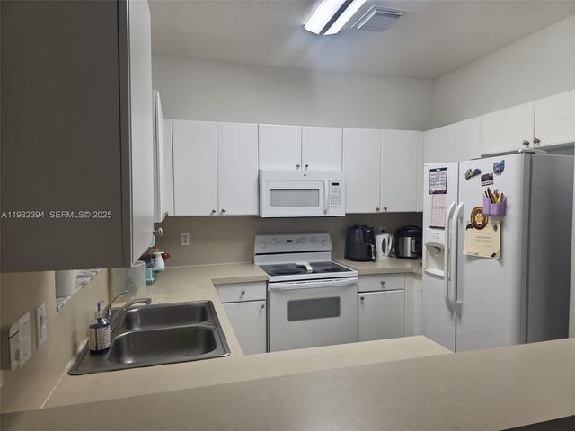 12437 SW 125th Ter, Miami, FL 33186