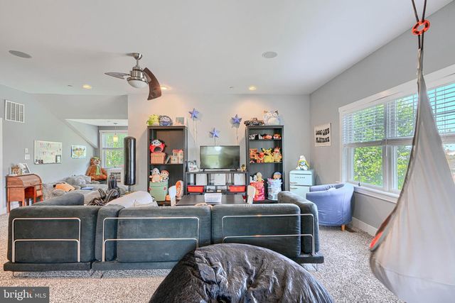 7418 CHESAPEAKE RD, Baltimore, MD 21220