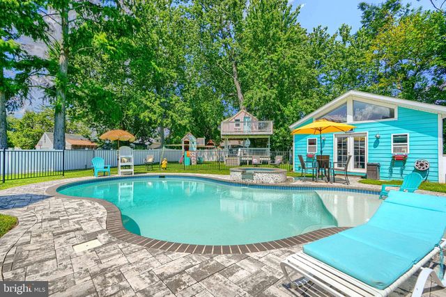 7418 CHESAPEAKE RD, Baltimore, MD 21220