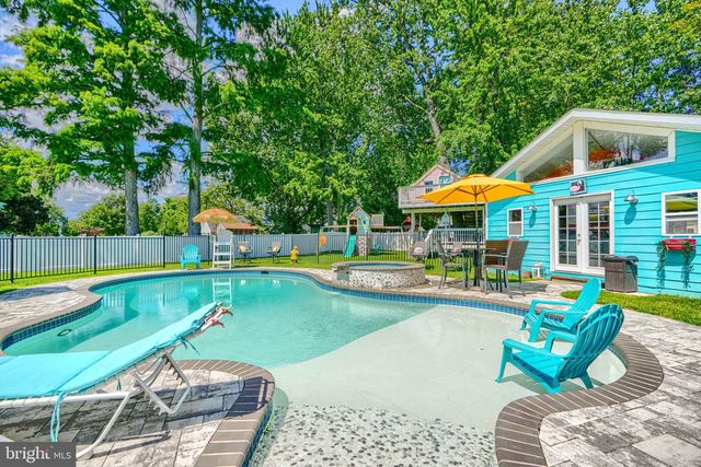 7418 CHESAPEAKE RD, Baltimore, MD 21220