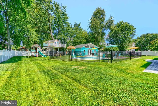 7418 CHESAPEAKE RD, Baltimore, MD 21220
