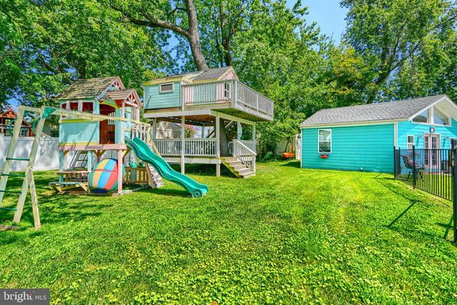 7418 CHESAPEAKE RD, Baltimore, MD 21220