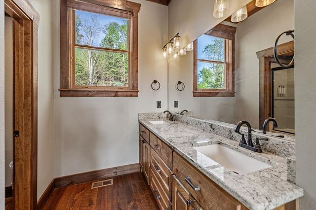 608 Blue Ridge Heights Drive, Blue Ridge, GA 30513