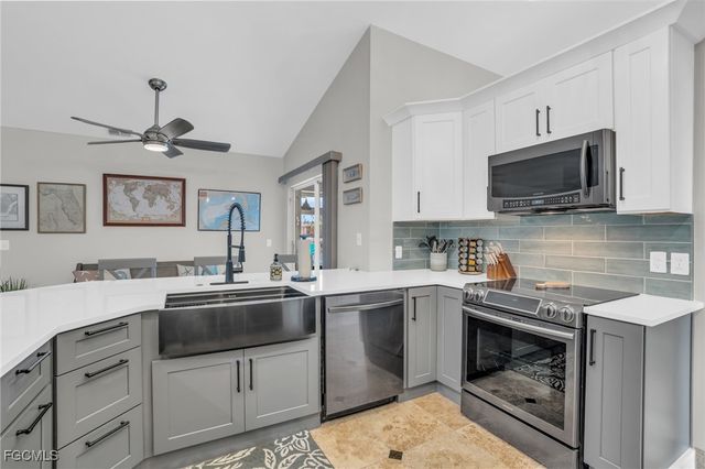 4122 SW 23rd PL, Cape Coral, FL 33914