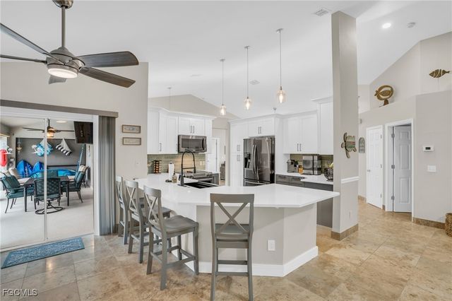 4122 SW 23rd PL, Cape Coral, FL 33914